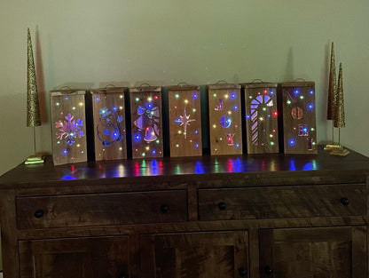 Rustic Christmas Lanterns (with flickering Tea Lights) (Wholesale)
