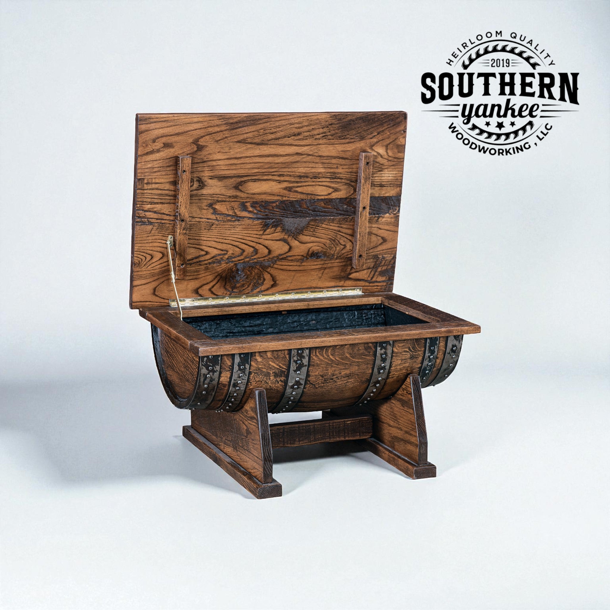 Large Barrel coffee table (flip Top)